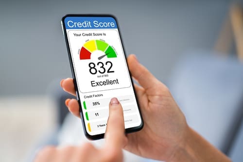 Online Credit Score Ranking On Mobile Phone